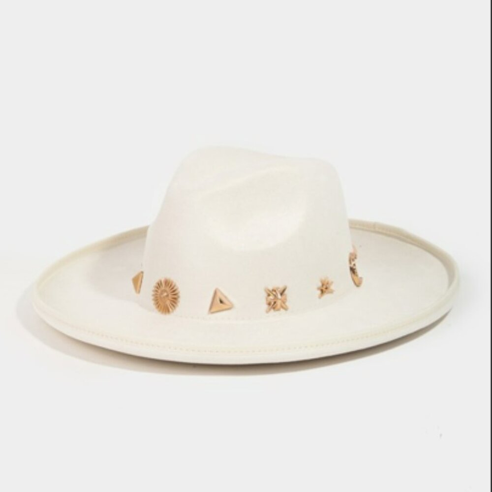 Mixed Metallic Charms Fedora Hat Ivory